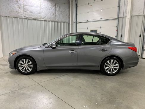 Used 2016 INFINITI Q50 Premium w/ 2.0T Premium Plus Package image 22