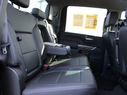 Used 2022 Chevrolet Silverado 2500 LTZ w/ Z71 Off-Road Package image 34