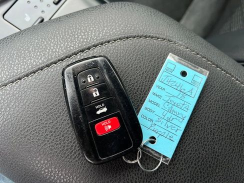 Used 2018 Toyota Camry XSE image 48