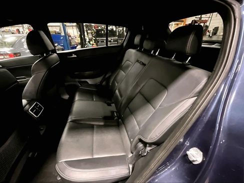 Used 2022 Kia Sportage Nightfall Edition AWD/4WD image 35