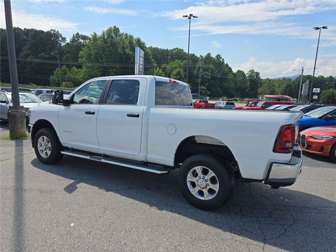 Used 2026 RAM 2500 Big Horn AWD/4WD image 5