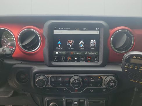 Used 2019 Jeep Wrangler Unlimited Rubicon AWD/4WD image 20
