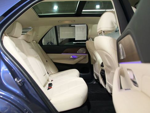 Certified 2024 Mercedes-Benz GLE 450 4MATIC image 27