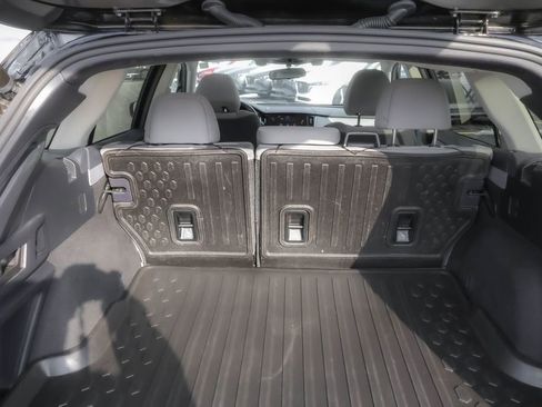 Used 2022 Subaru Outback Premium image 28