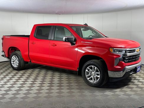 Used 2022 Chevrolet Silverado 1500 LT image 40