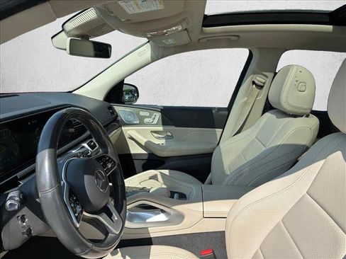 Certified 2020 Mercedes-Benz GLS 450 4MATIC image 11
