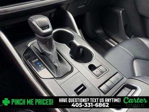 Used 2022 Toyota Highlander XLE image 20