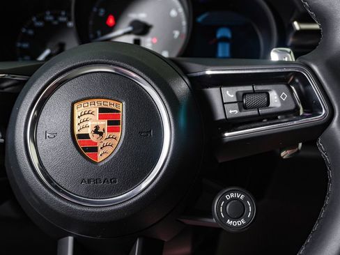 Certified 2026 Porsche Macan S AWD/4WD image 19