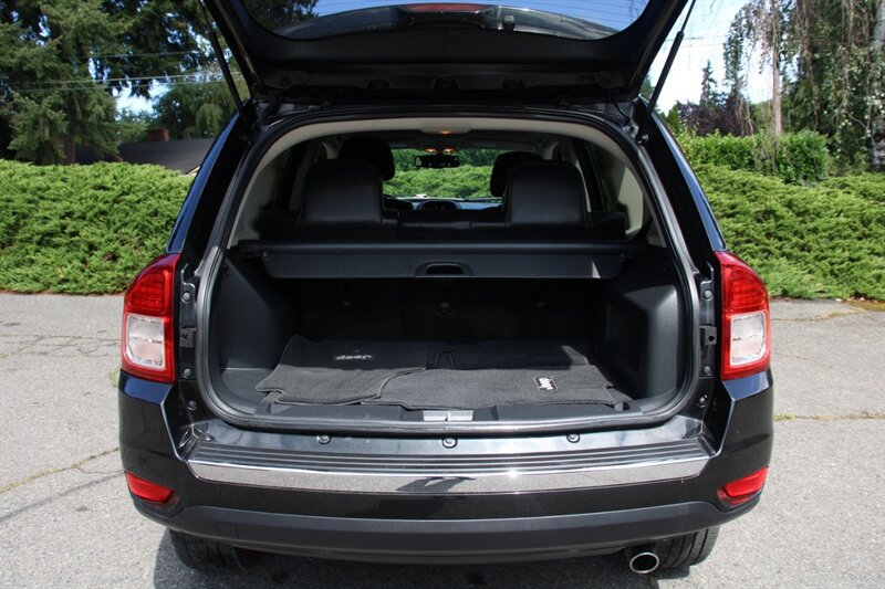 Used 2011 Jeep Compass Limited AWD/4WD image 15
