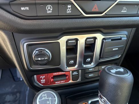 New 2026 Jeep Wrangler Sport AWD/4WD image 24