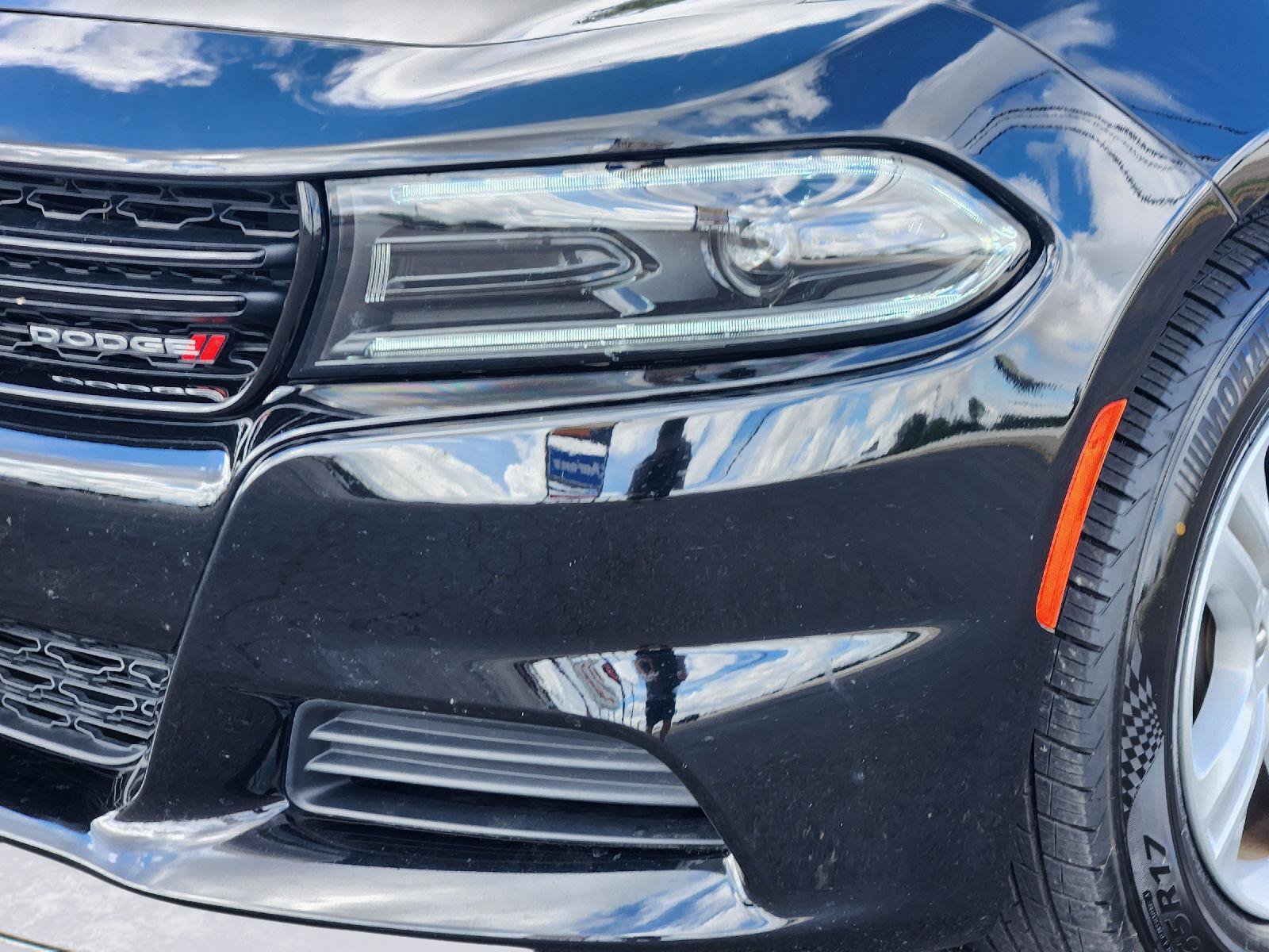 Used 2023 Dodge Charger SXT RWD image 9