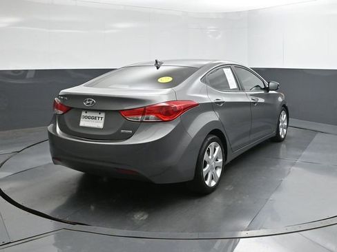 Used 2013 Hyundai Elantra Limited FWD image 5
