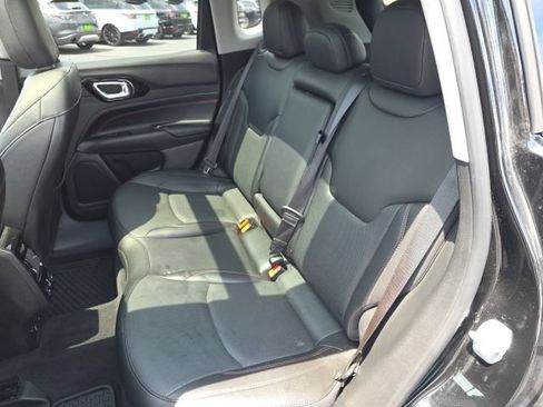 Used 2022 Jeep Compass Trailhawk w/ Trailhawk Elite Group AWD/4WD image 30