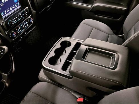Used 2018 Chevrolet Silverado 1500 LT w/ All Star Edition AWD/4WD image 19