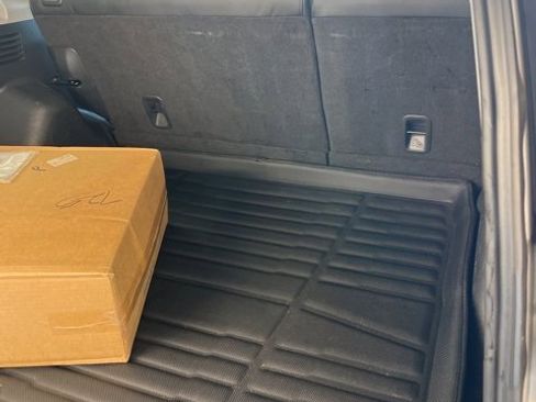 Used 2017 Honda CR-V Touring image 10