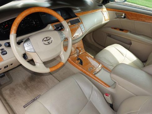 Used 2007 Toyota Avalon Limited FWD image 17