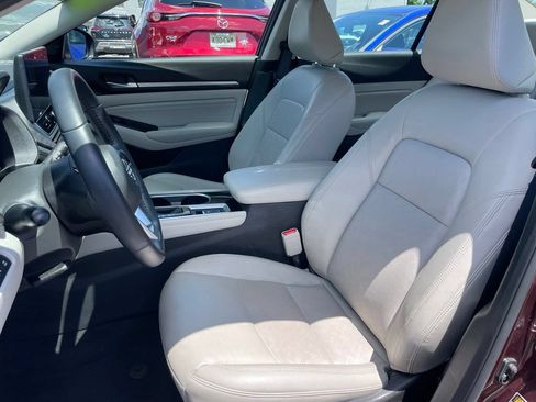 Certified 2023 Nissan Altima 2.5 SL FWD image 7