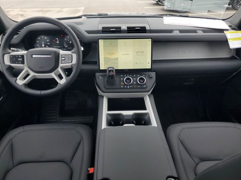 New 2026 Land Rover Defender 130 X-Dynamic SE AWD/4WD image 26