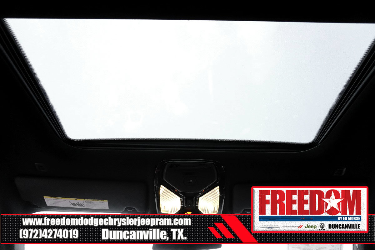 Used 2022 BMW 430i Coupe w/ M Sport Package RWD image 34