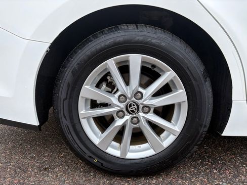 Certified 2025 Toyota Camry LE image 11