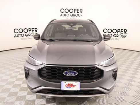 New 2024 Ford Escape ST-Line AWD/4WD image 9