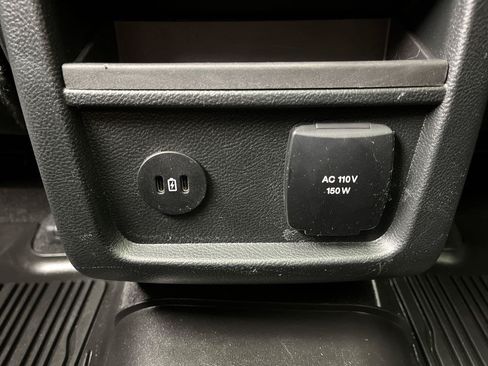 Used 2024 Ford Edge SEL w/ Convenience Package AWD/4WD image 12