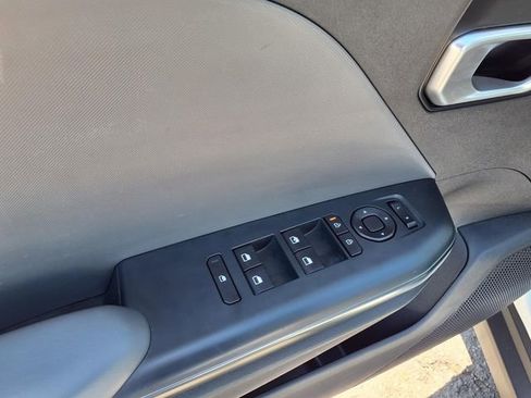 Used 2025 Kia K4 FWD image 21