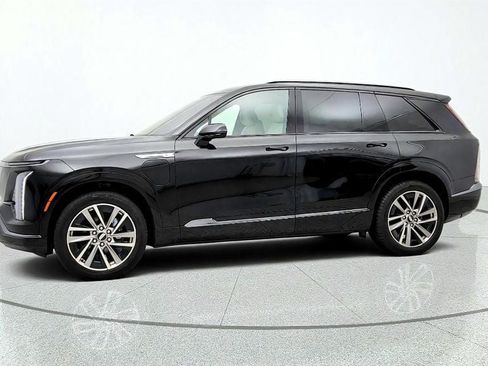 Used 2026 Cadillac Vistiq Sport AWD/4WD image 8