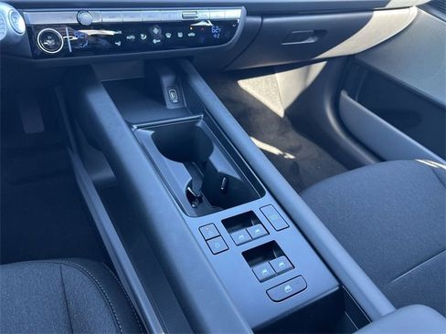 New 2025 Hyundai Ioniq 6 SE image 10