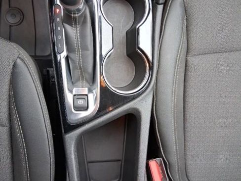 Used 2024 Buick Encore GX Preferred image 18