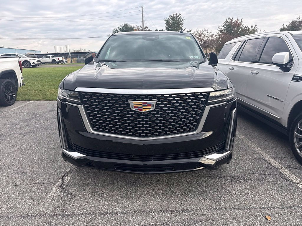 Used 2023 Cadillac Escalade Premium Luxury w/ Performance Package AWD/4WD image 2