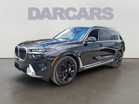 Certified 2025 BMW X7 xDrive40i AWD/4WD image 3