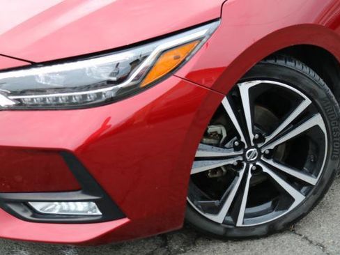 Used 2021 Nissan Sentra SR w/ SR Premium Package image 4