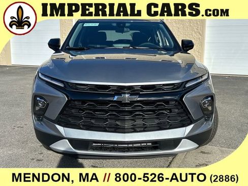 New 2025 Chevrolet Blazer LT w/ Midnight/Sport Edition image 4