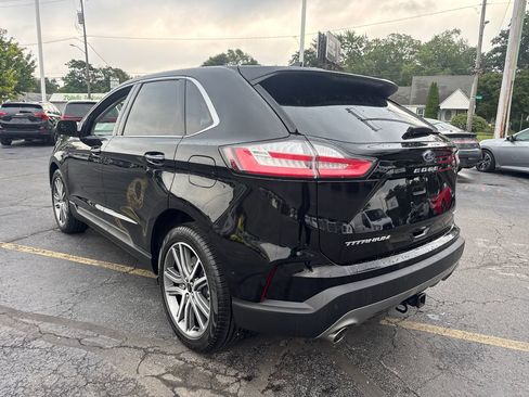 Used 2024 Ford Edge Titanium w/ Equipment Group 301A AWD/4WD image 9