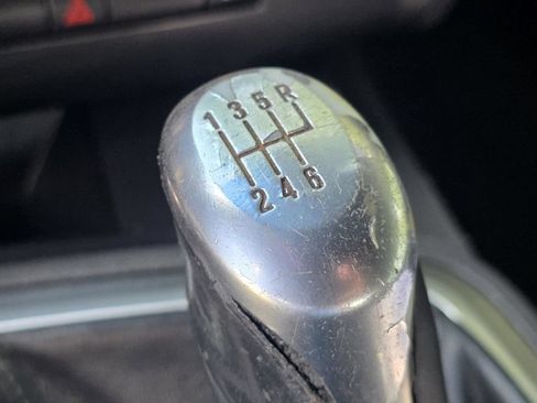 Used 2009 Dodge Challenger R/T RWD image 14