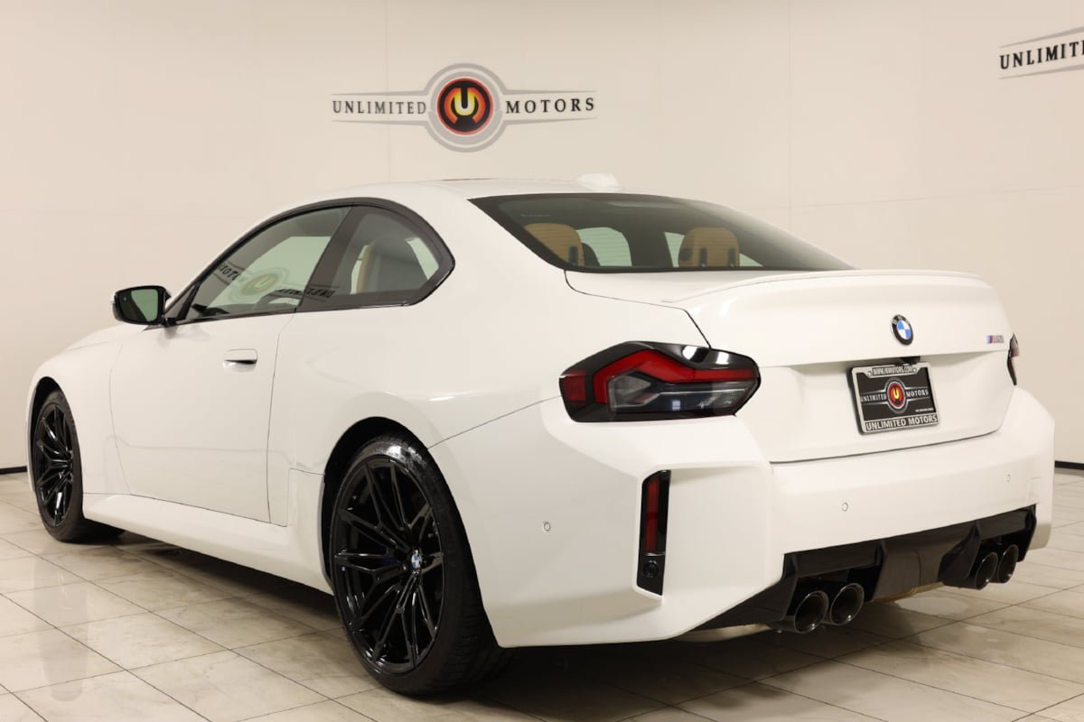 Used 2024 BMW M2 w/ Lighting Package RWD image 4