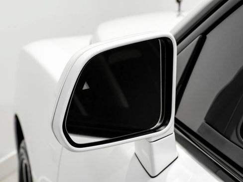 Used 2022 Rolls-Royce Cullinan Black Badge AWD/4WD image 35