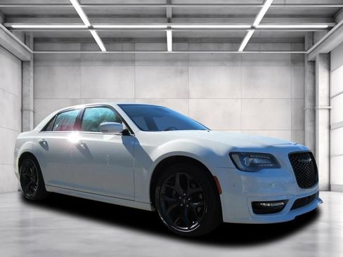 Certified 2023 Chrysler 300 Touring L w/ Popular Equipment Group RWD image 1
