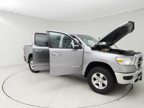 Used 2019 RAM 1500 Big Horn RWD image 9