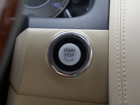 Used 2017 INFINITI QX80 4WD w/ Deluxe Technology Package image 49