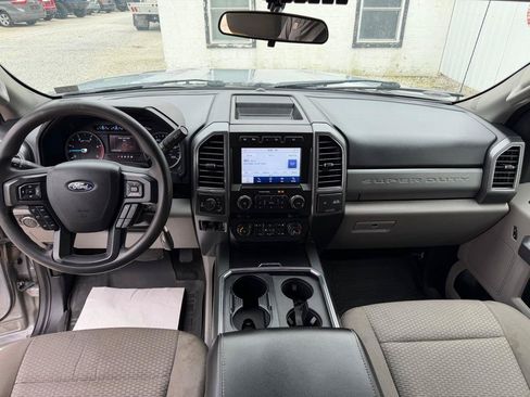 Used 2021 Ford F250 XLT w/ XLT Premium Package AWD/4WD image 15