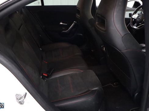 Used 2022 Mercedes-Benz CLA 35 AMG 4MATIC image 28