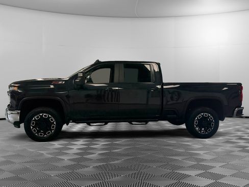 Used 2024 Chevrolet Silverado 2500 LT w/ All Star Edition AWD/4WD image 5