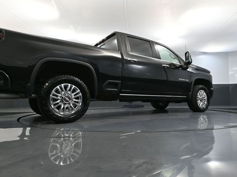 Used 2022 Chevrolet Silverado 2500 High Country w/ Z71 Off-Road Package image 61