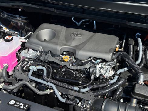 New 2026 Toyota Sienna XLE Woodland Edition AWD/4WD image 22