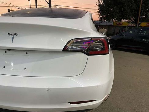 Used 2018 Tesla Model 3 Long Range image 20