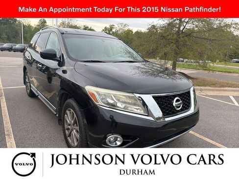 Used 2015 Nissan Pathfinder SL w/ SL Tech Package image 2