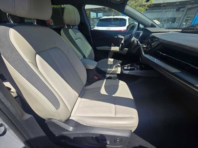 Used 2023 Audi Q4 e-tron Premium Plus w/ Premium Plus AWD/4WD image 11
