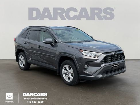 Used 2021 Toyota RAV4 XLE FWD image 1